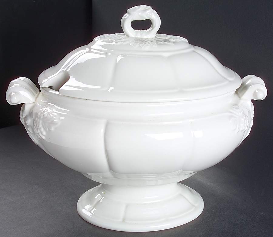 Grape Oval Tureen & Lid by Red Cliff-1