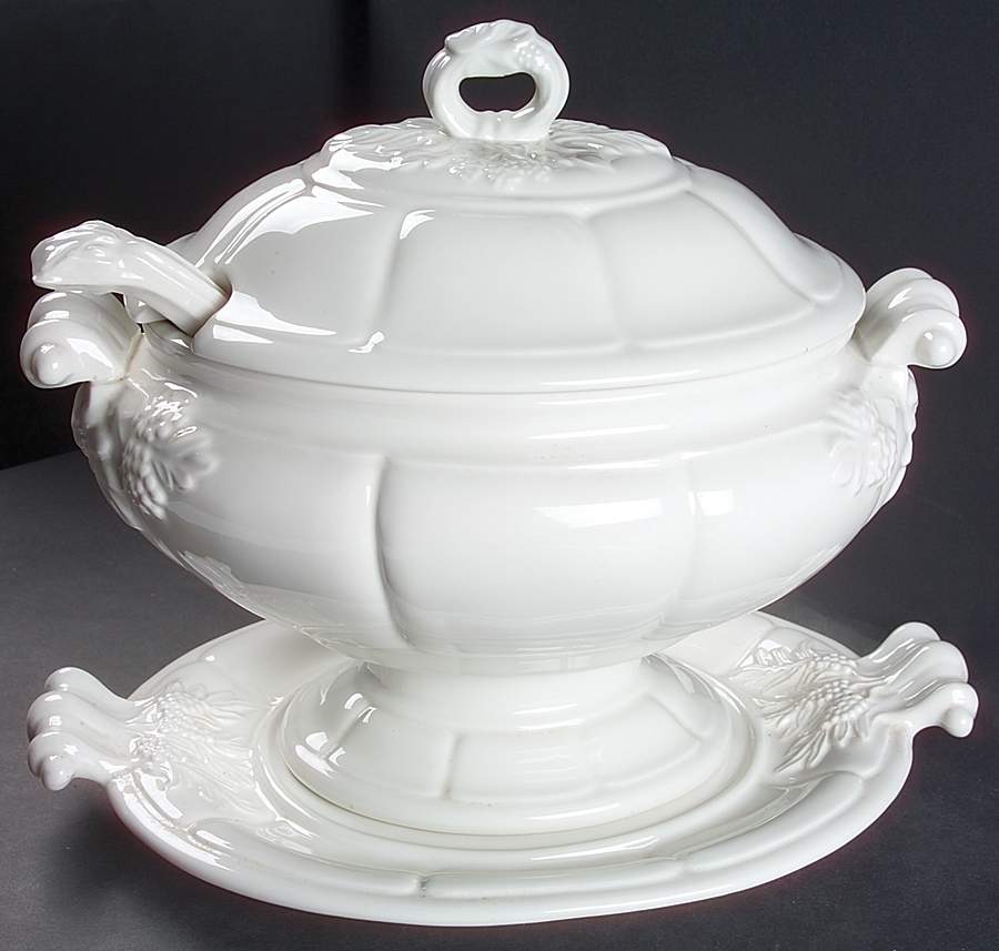 Grape Oval Tureen & Lid w/Ladle & Underplate by Red Cliff-1
