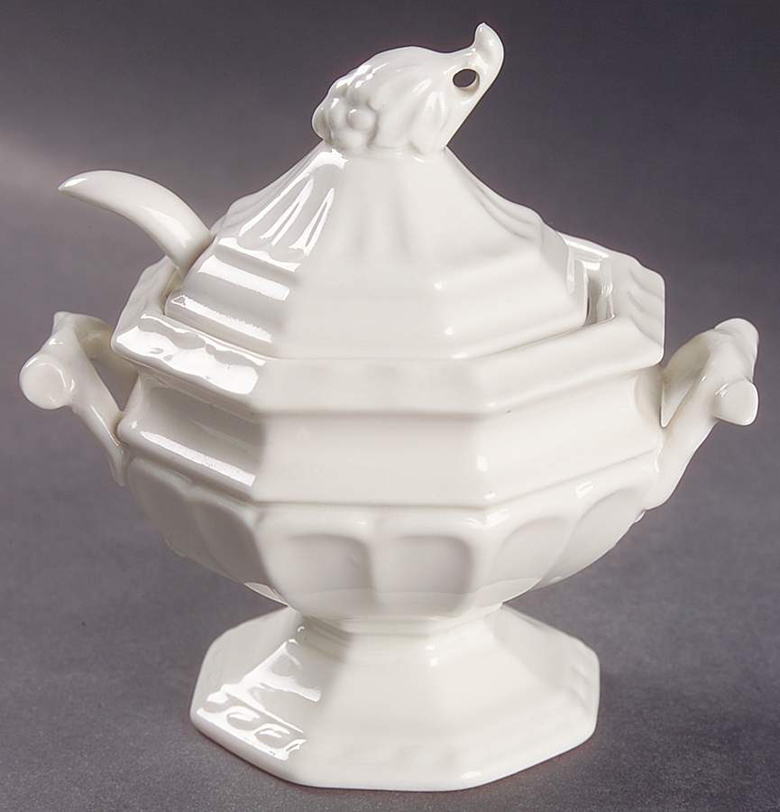 Grape Mini Tureen w/Lid & Ladle by Red Cliff-1