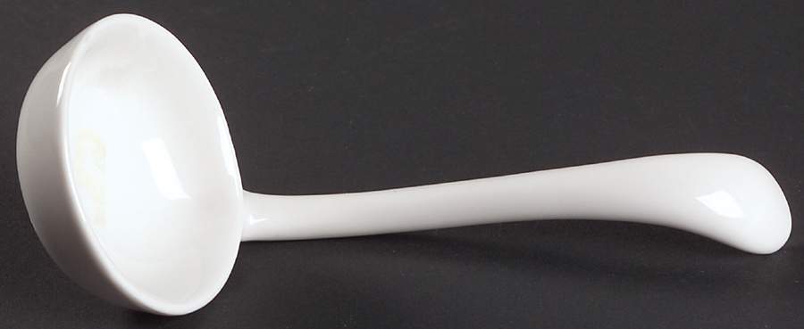 Grape Solid Piece Sauce Ladle by Red Cliff-1