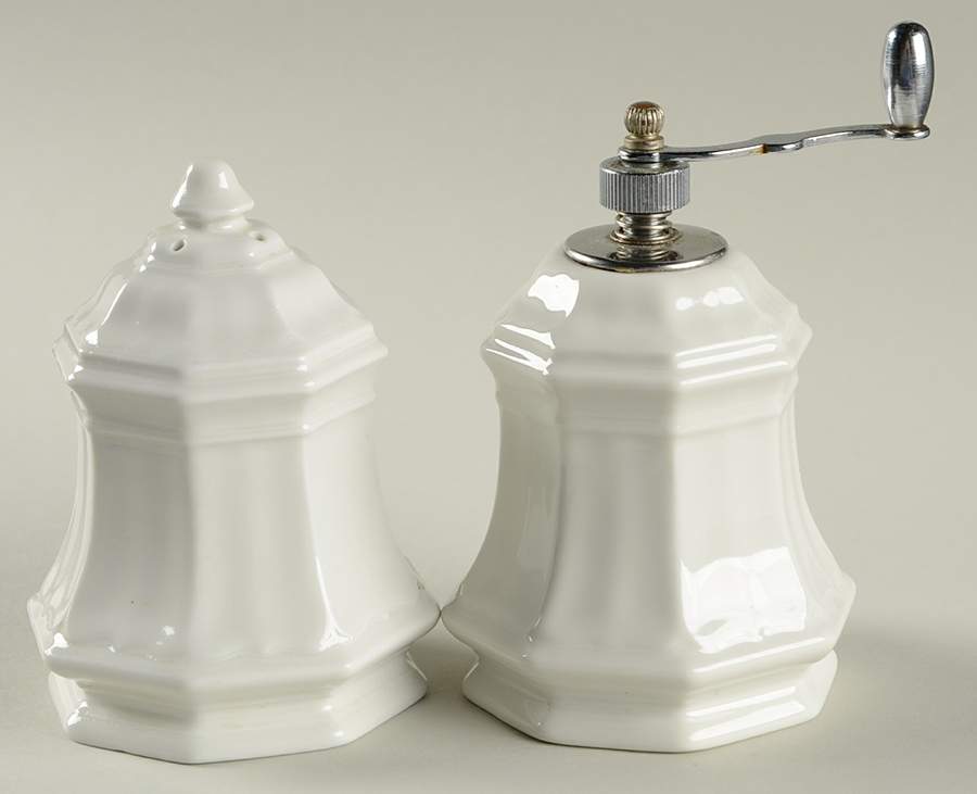 Sydenham Salt Shaker & Pepper Mill Set by Red Cliff-1