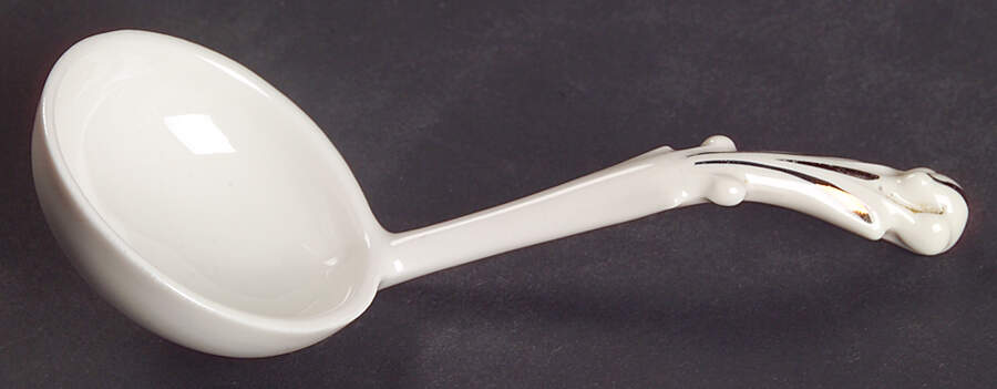 Tea Leaf Gravy Ladle Solid Piece by Red Cliff-1