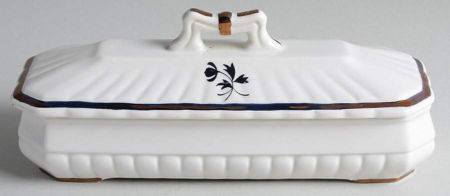 Tea Leaf Covered Brush Holder by Red Cliff-1