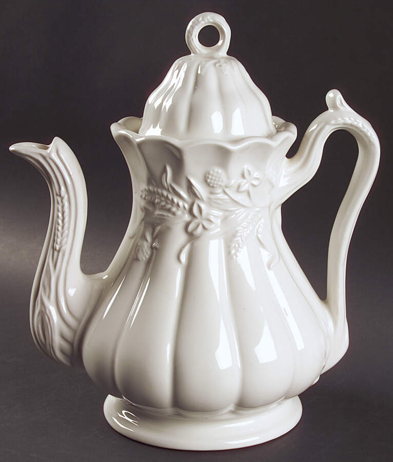 Wheat (Ribbed) Coffee Pot & Lid by Red Cliff-1