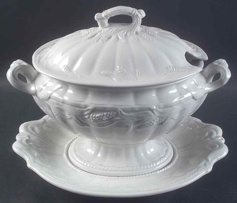 Wheat (Ribbed) Tureen & Lid w/Underplate by Red Cliff-1