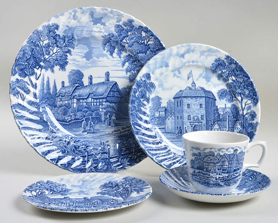 Shakespeare Country Blue 5 Piece Place Setting by Royal Essex-1