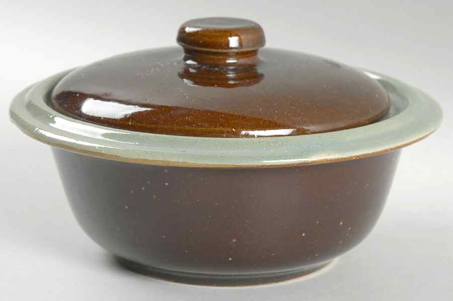 Provincial Oomph Individual Casserole & Lid by Red Wing-1