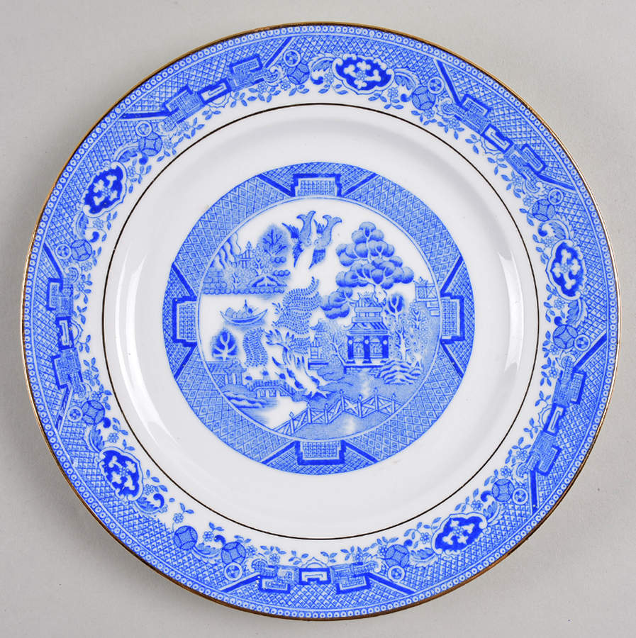 Blue Willow Salad Plate by Royal Grafton-1