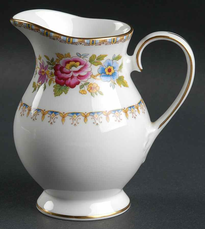 Malvern (Smooth) Creamer by Royal Grafton-1