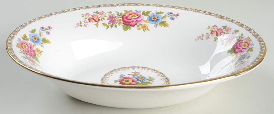 Malvern (Smooth) 9" Oval Vegetable Bowl by Royal Grafton-1