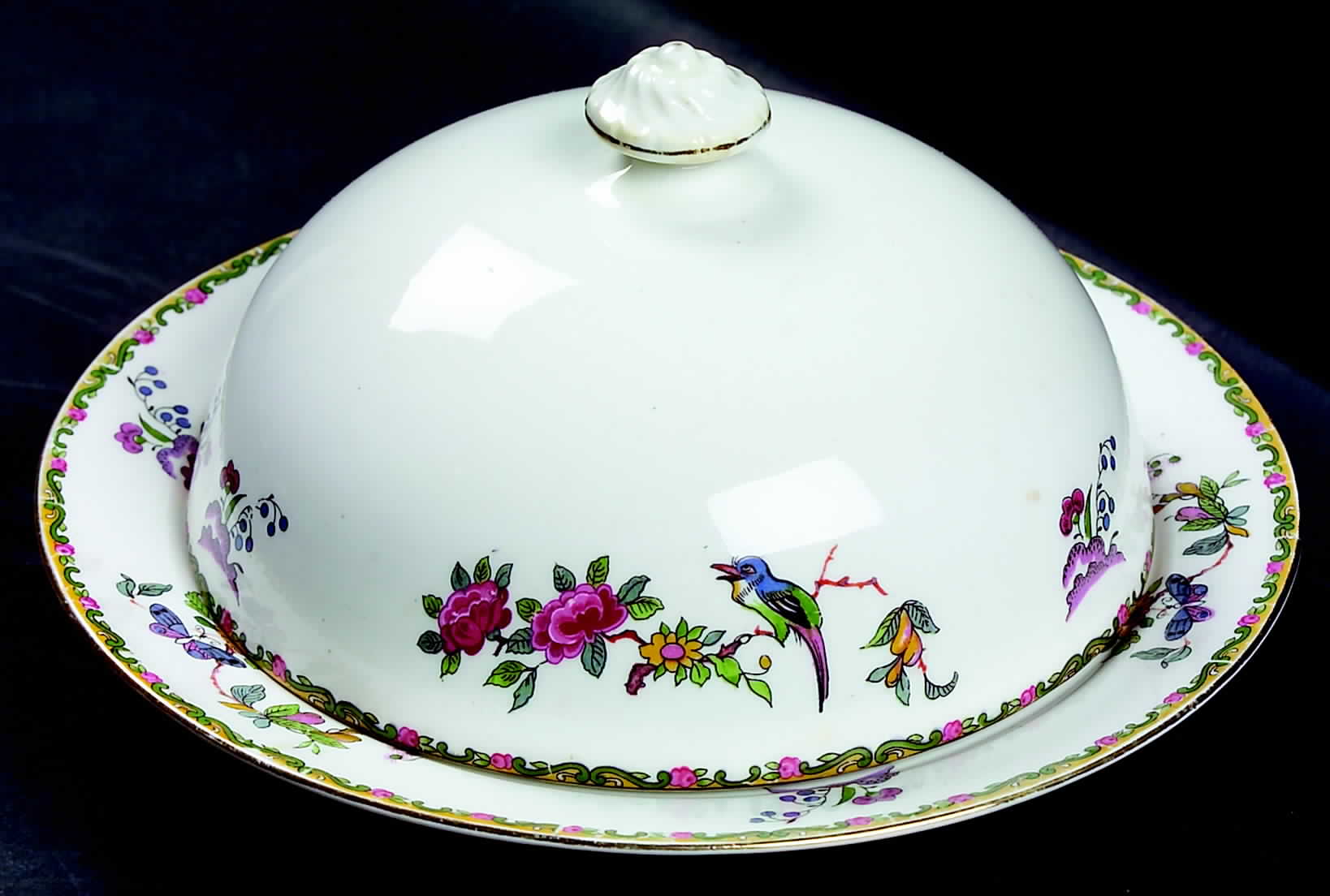 Queen Bess Muffin Dish & Lid by Royal Grafton-1