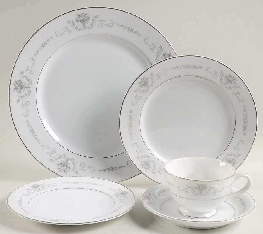 Gainsborough 5 Piece Place Setting by Rose (Japan)-1