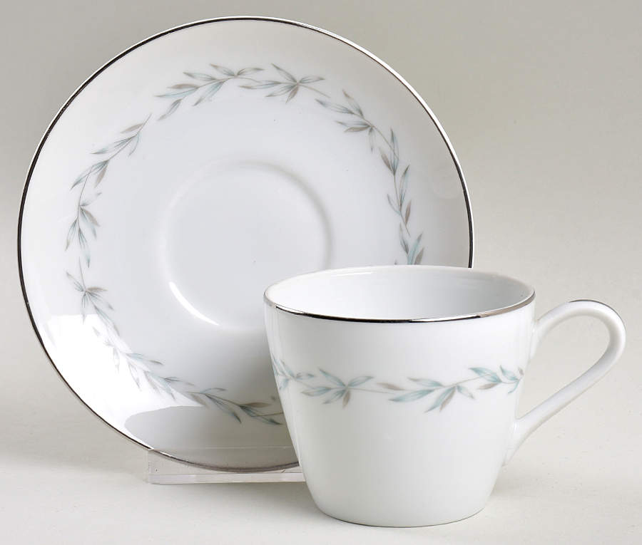 Laura Flat Cup & Saucer Set by Rose (Japan)-1