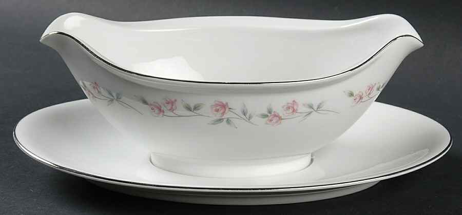 Nancy Gravy Boat with Attached Underplate by Rose (Japan)-1
