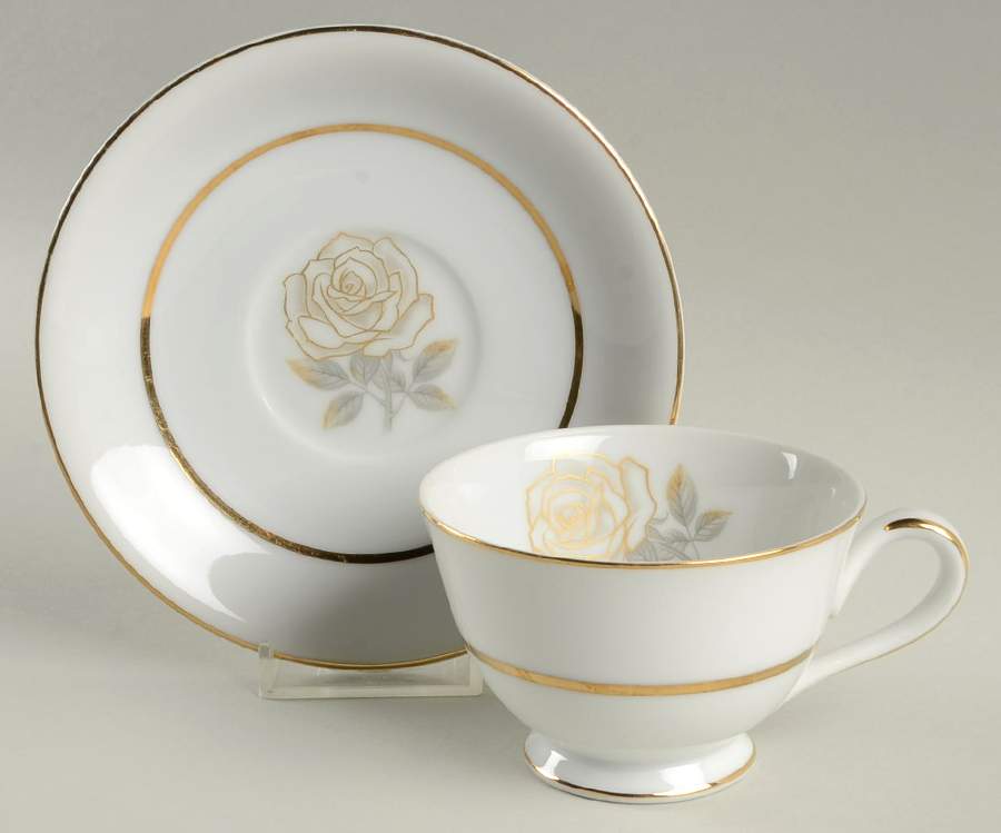 Rosa Footed Cup & Saucer Set by Rose (Japan)-1