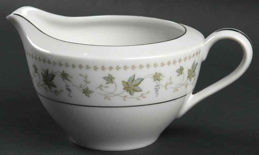 Springtime Creamer by Rose (Japan)-1