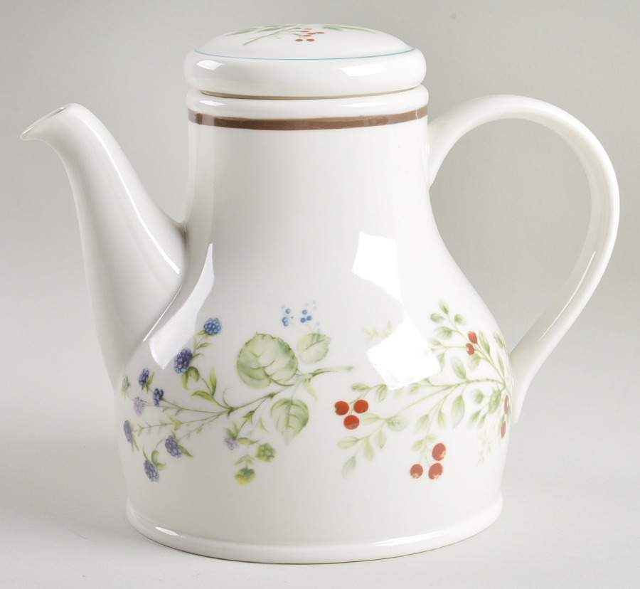 Bitter Sweet Coffee Pot & Lid by Royal Albert-1