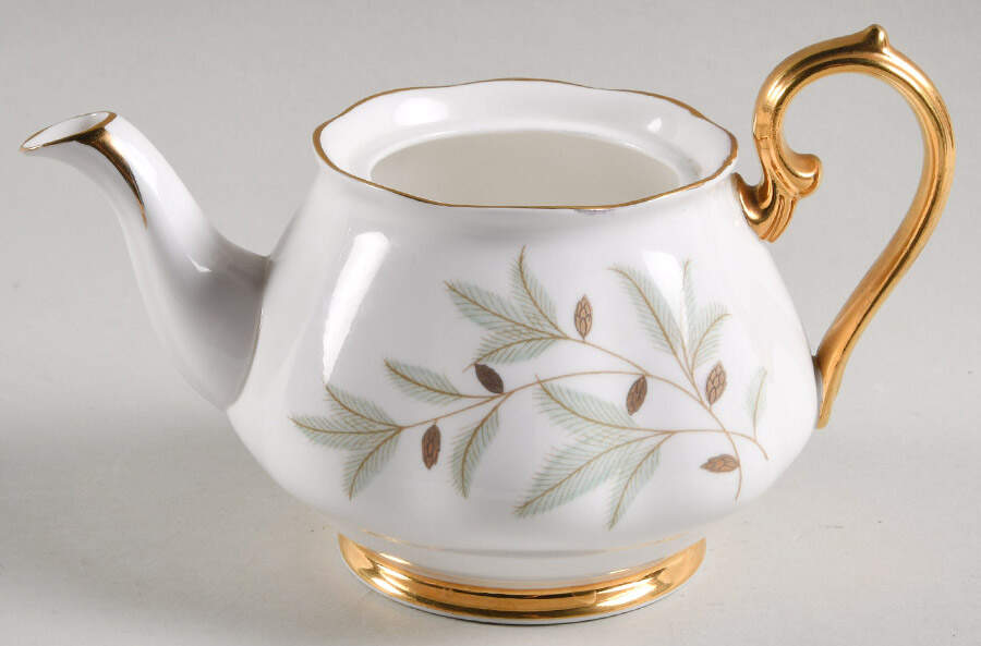 Braemar Mini Teapot No Lid by Royal Albert-1