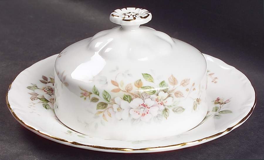 Haworth Round Covered Butter (Uses Bread & Butter Plate) by Royal Albert-1