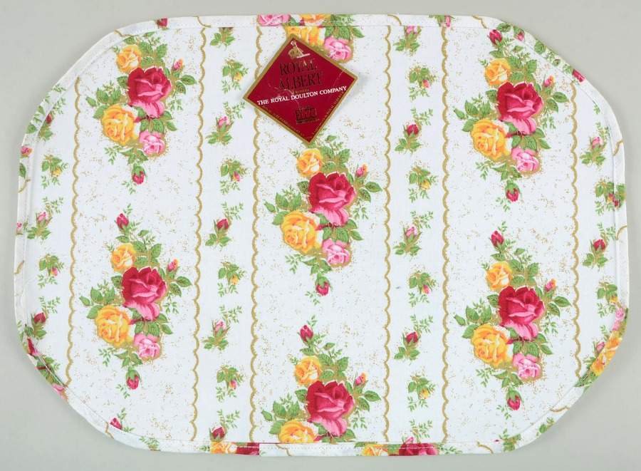 Old Country Roses Cloth Placemat by Royal Albert-1