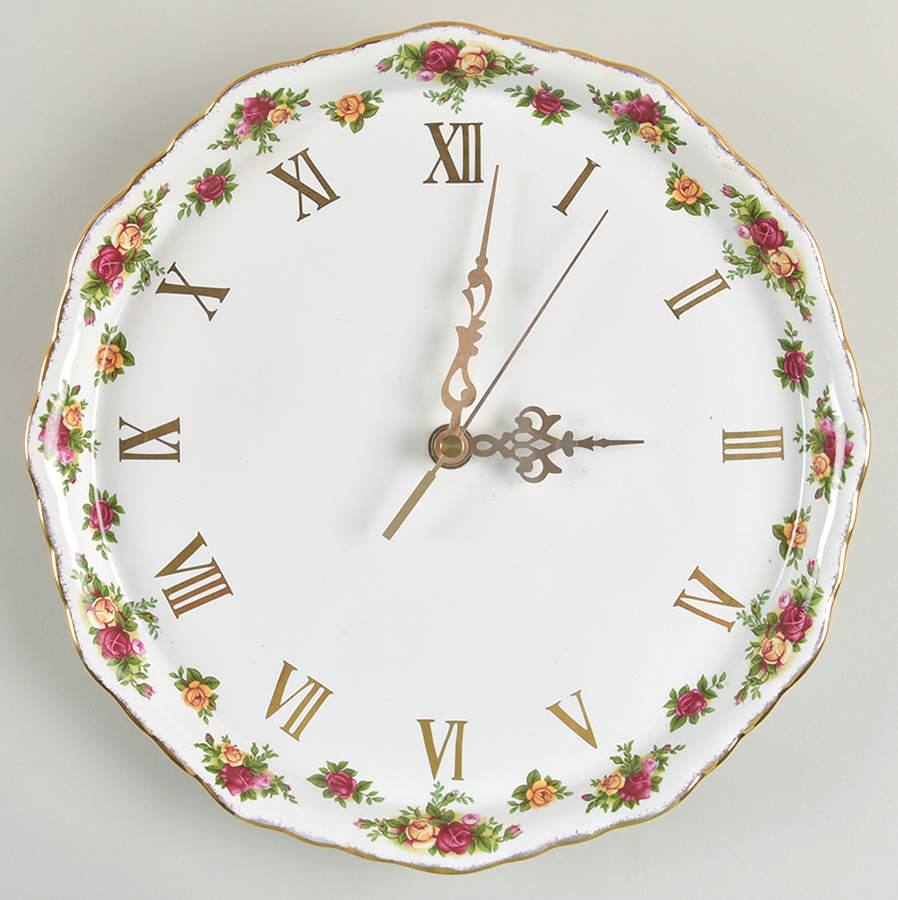 Old Country Roses Clock Plate by Royal Albert-1