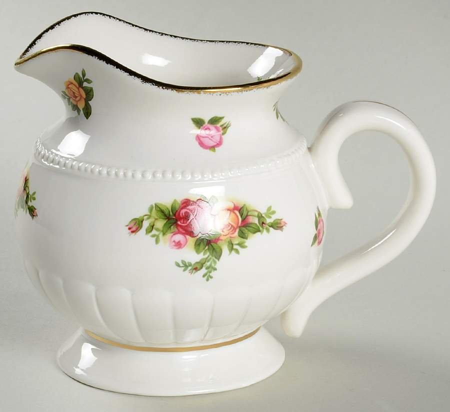 Old Country Roses Creamer by Royal Albert-1