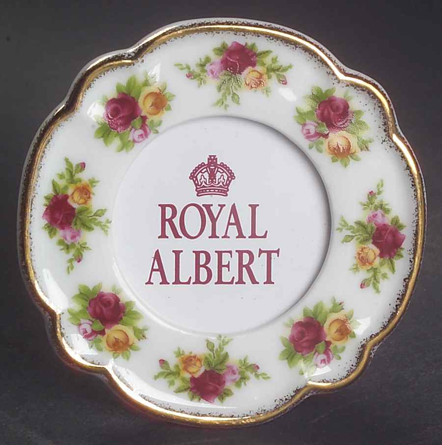 Old Country Roses Round Mini Frame by Royal Albert-1