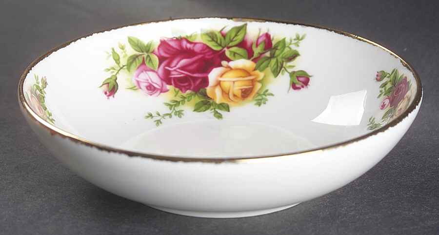 Old Country Roses Fruit/Dessert (Sauce) Bowl by Royal Albert-1
