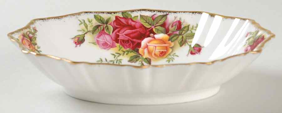 Old Country Roses 5" Oval Sweet Meat Dish by Royal Albert-1