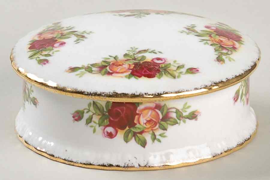 Old Country Roses Trinket Box with Lid by Royal Albert-1