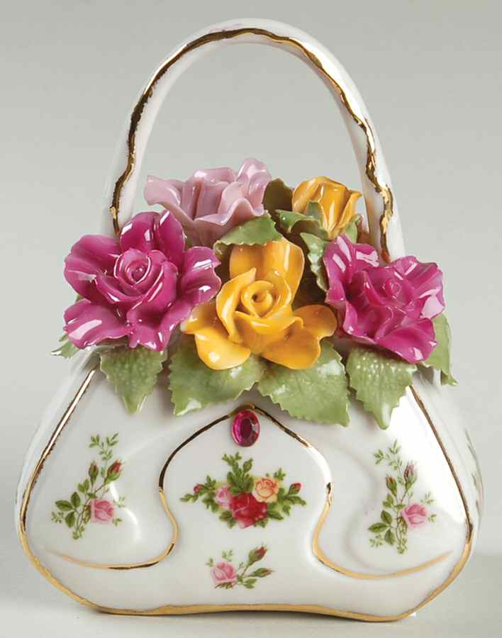 Old Country Roses Musical Victorian Purse by Royal Albert-1