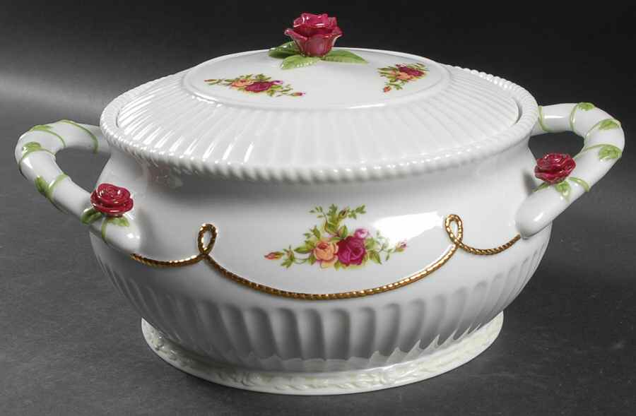 Old Country Roses Round Covered Vegetable by Royal Albert-1