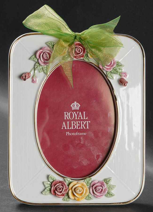 Old Country Roses Frame-Holds 4" X 6" by Royal Albert-1