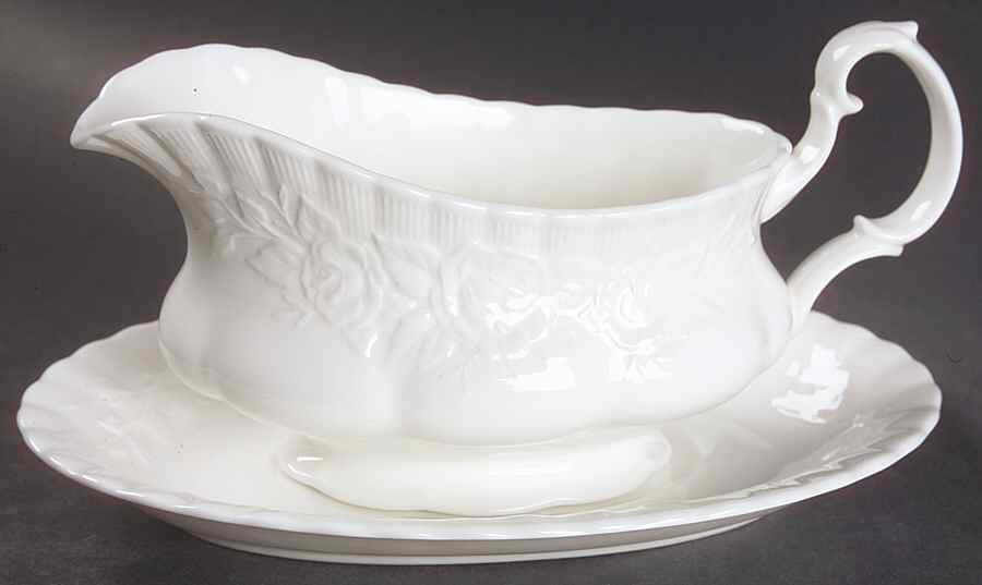 Old English Garden (No Trim) Gravy Boat & Underplate by Royal Albert-1