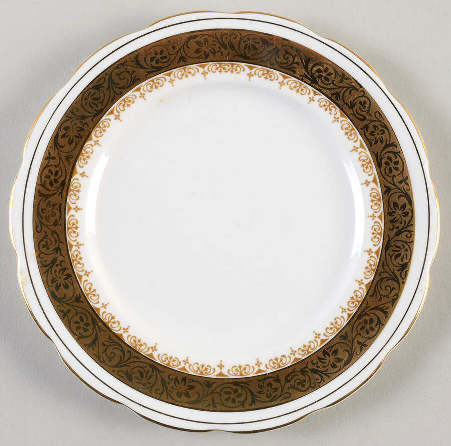 Regency Dessert/Pie Plate by Royal Albert-1