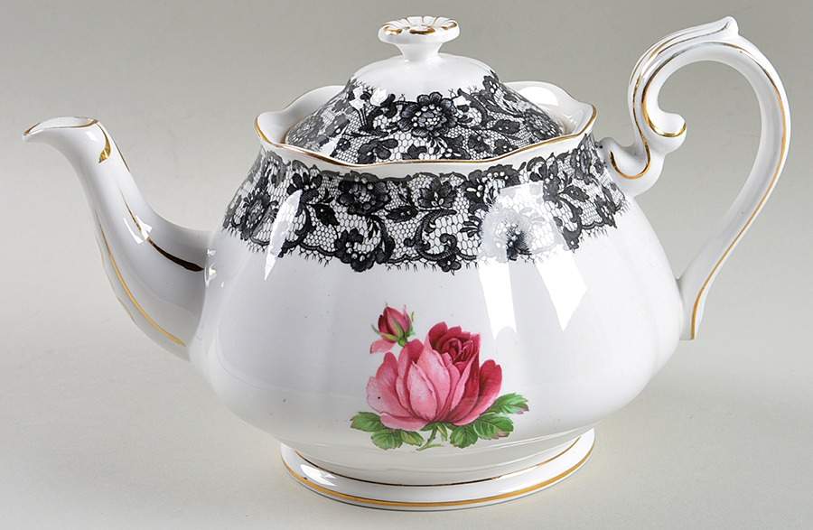 Senorita Teapot & Lid by Royal Albert-1