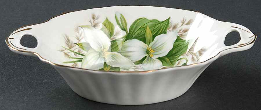 Trillium Oval Sweet Meat Dish by Royal Albert-1