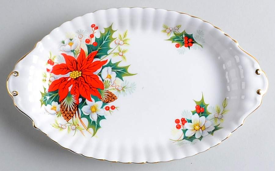 Yuletide (Fluted and Ribbed) Tray for Mini Creamer & Open Sugar by Royal Albert-1