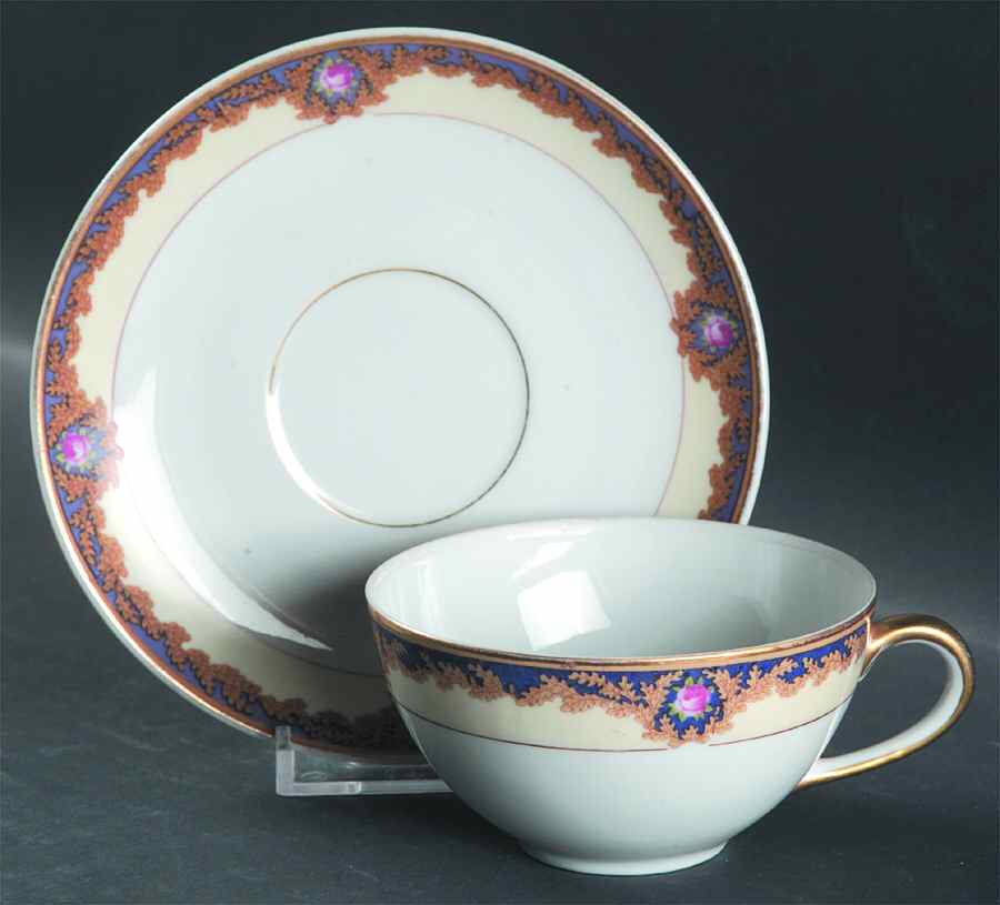 Beverly Flat Cup & Saucer Set by Royal Bayreuth-1