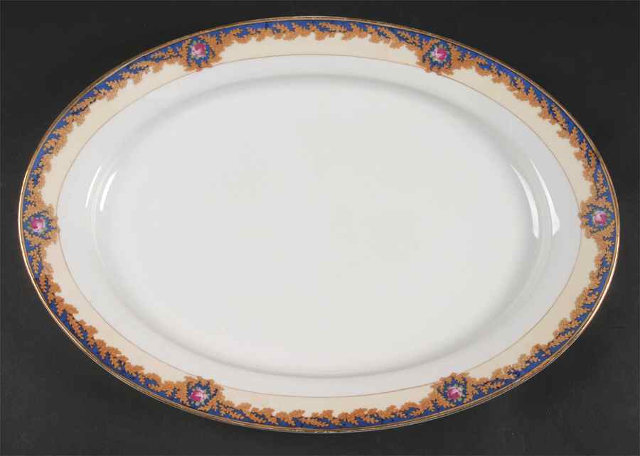 Beverly 16" Oval Serving Platter by Royal Bayreuth-1