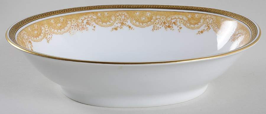 Chantilly 9" Oval Vegetable Bowl by Royal Bayreuth-1