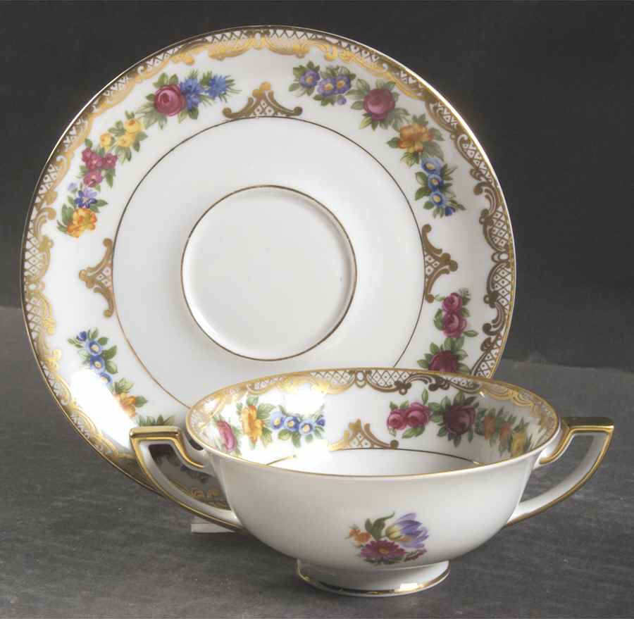 ROB41 Footed Cream Soup Bowl & Saucer Set by Royal Bayreuth-1