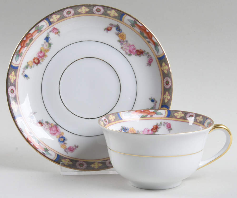 ROB83 Footed Cup & Saucer Set by Royal Bayreuth-1