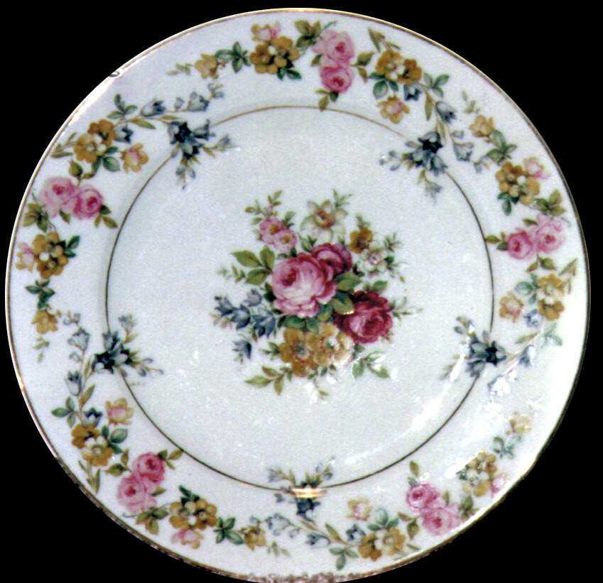 Rosabelle Dinner Plate by Royal Ivory (Czech, Germany)-1