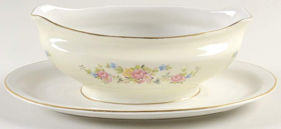 ROJ56 Gravy Boat with Attached Underplate by Royal Jackson-1