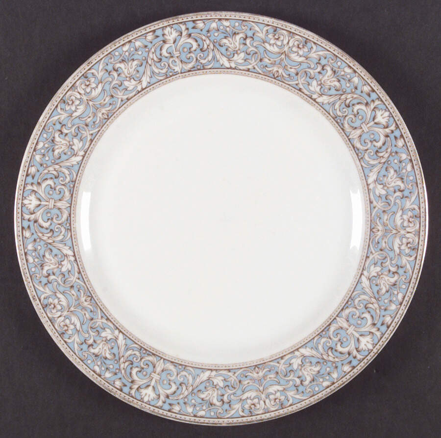 Renaissance Dinner Plate by Royal M-Mita-1