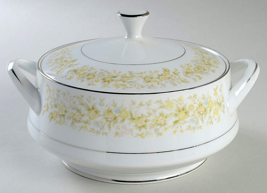 Meadowdale Round Covered Vegetable by Royal Prestige-1