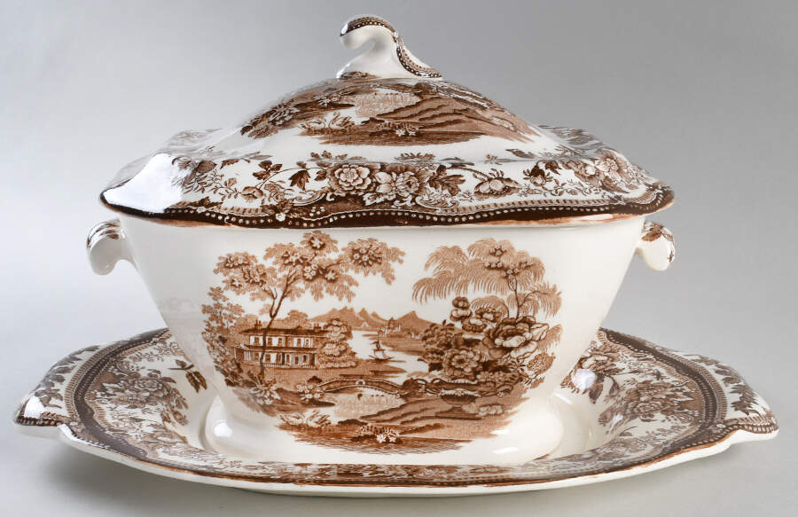 Tonquin Brown Tureen & Lid w/Underplate by Royal Staffordshire-1
