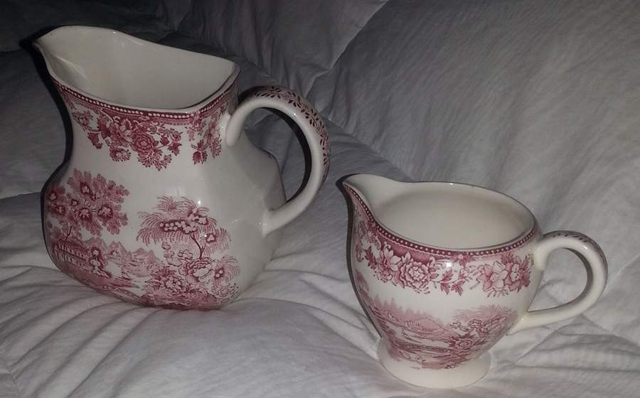 Tonquin Red Pink 32 Oz Pitcher by Royal Staffordshire-1