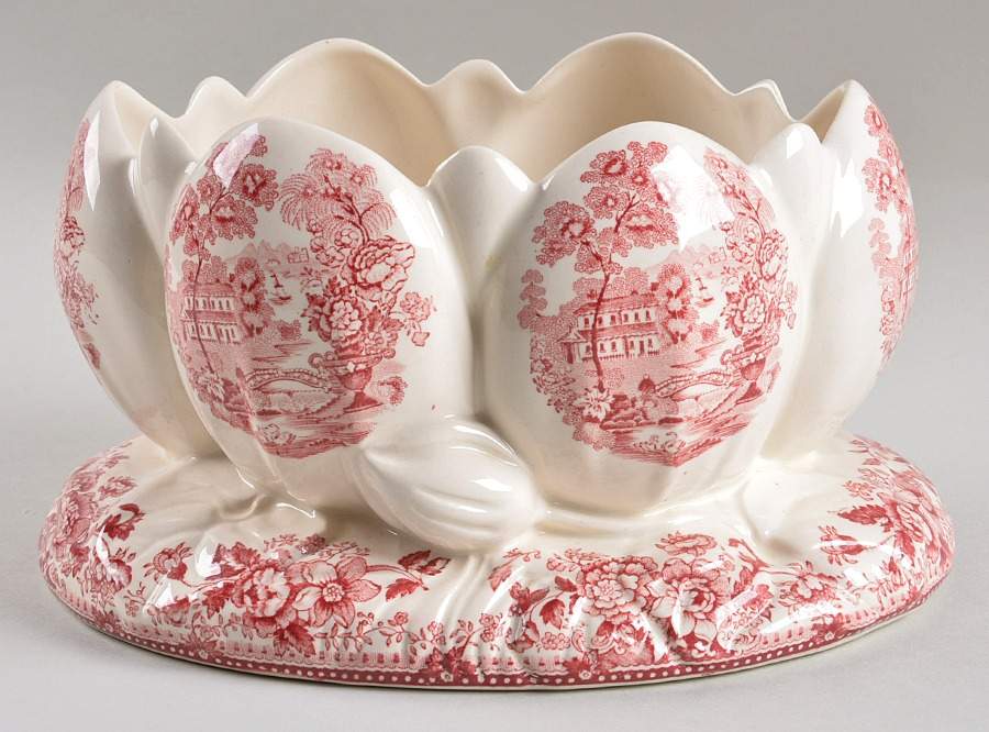 Tonquin Red Pink Centerpiece by Royal Staffordshire-1